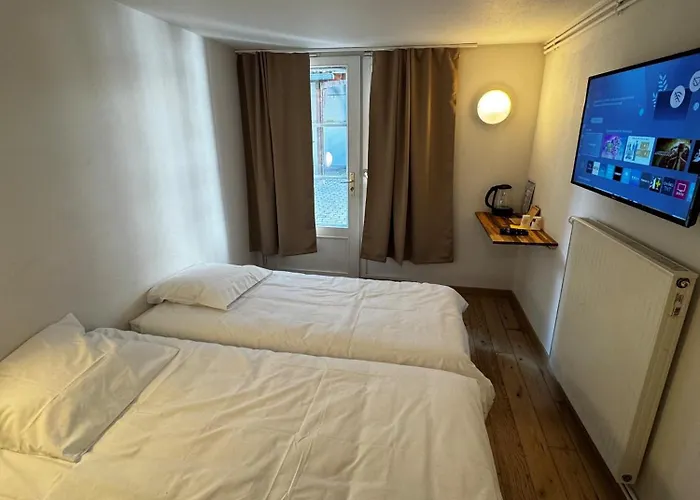 Arc-en-ciel Hotel 2*