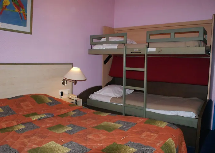 Hotel Arc-en-ciel 2*